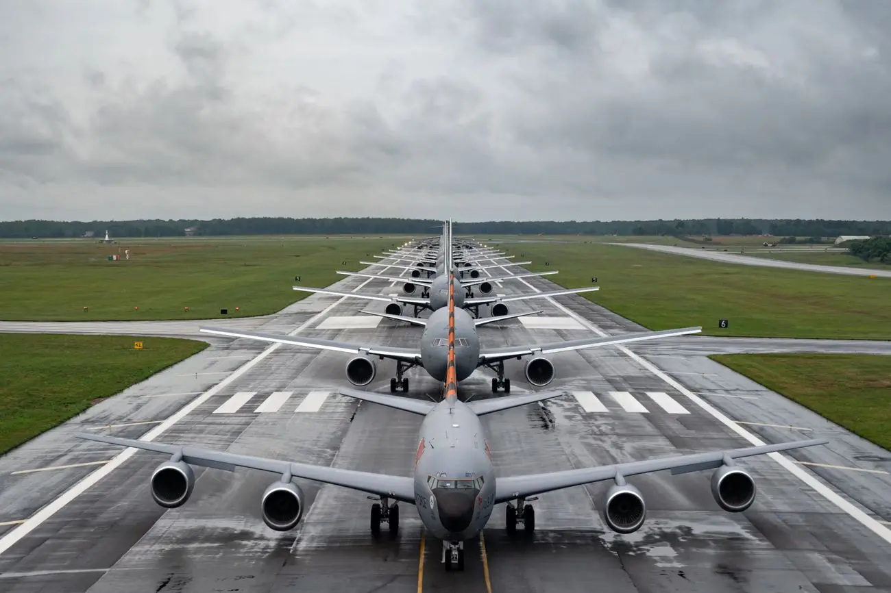 هواپیماهای سوخت‌رسان آمریکایی در منطقه چه کار می‌کنند؟