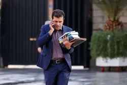 واکنش لاریجانی و پزشکیان به وضعیت اینترنت؛ معاون رئیس‌جمهور علت تأخیر را اعلام کرد