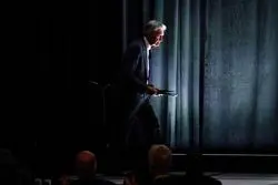 هشدار پاول: کاهش رشد نیروی کار عامل ضعف اشتغال در آمریکا