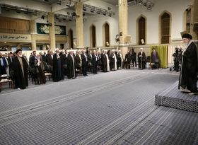 رهبر انقلاب: نامزدها نباید بگونه‌ای صحبت کنند که دشمن خوشحال شود