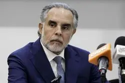 کلمبیا خرید سلاح از آمریکا را متوقف کرد