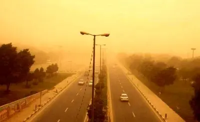 گرد و خاک شدید سیستان مدارس را مجبور به تعطیلی کرد