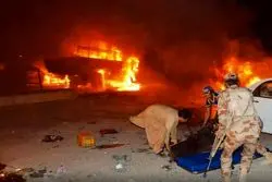 کشته شدن ۵ نظامی پاکستان بر اثر انفجار بمب 