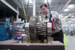 هند پیشتاز رشد تولید در جهان؛ احیای تدریجی صنعت در اروپا