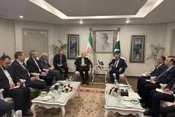 دیپلماسی فشرده لاریجانی در پاکستان؛ پیام تهران برای منطقه چیست؟