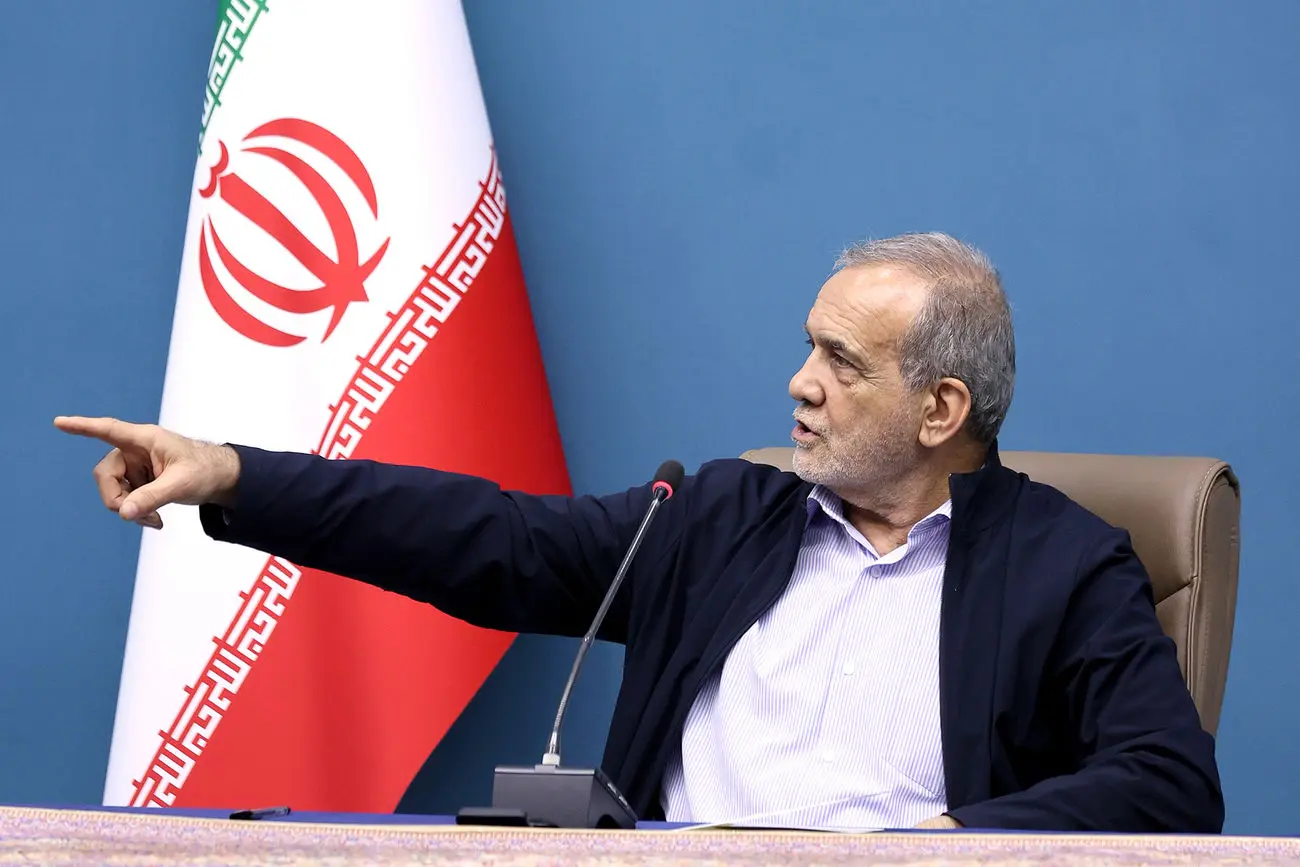 پزشکیان: جمهوری اسلامی برخی تجهیزات رادارگریز رژیم صهیونیستی را ساقط کرد