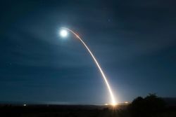 اولین موشک میان برد ترکیه به میدان آمد