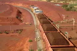 نبود تقاضا سنگ‌آهن و قراضه را ارزان کرد