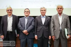 درخواست رؤسای پیشین بانک مرکزی از قالیباف: طرح بانکداری را متوقف کنید