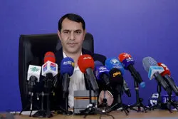 عضو کمیسیون تلفیق: نرخ یورو در بودجه سال آینده ۱۰۰ هزار تومان ارز‌ان‌تر از بازار آزاد است، این کار دیوانگی است!
