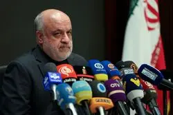 سفیر ایران در لبنان: حاضر بودیم سوخت رایگان از ایران به لبنان ارسال کنیم اما مسئولان لبنانی نپذیرفتند!