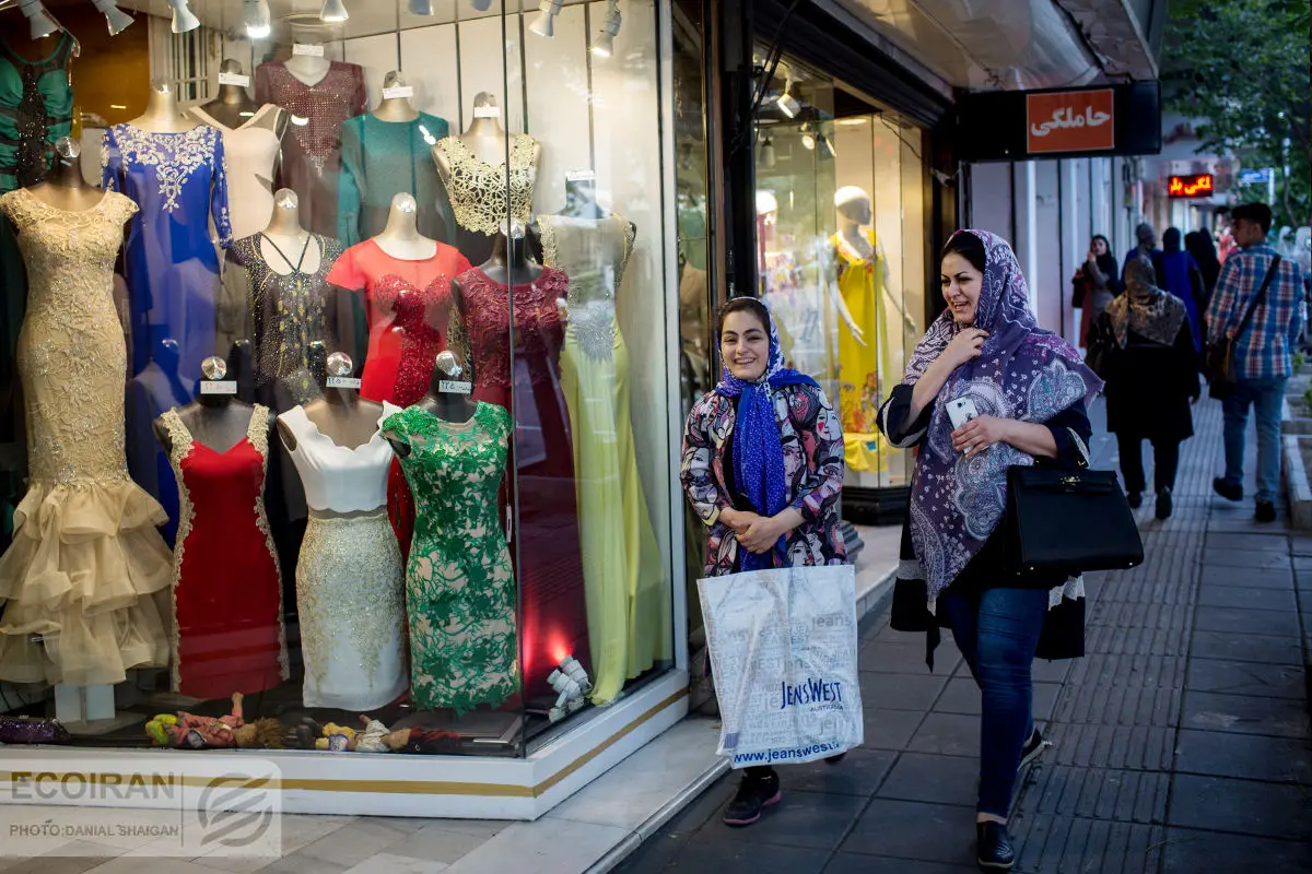 30 جرم برای لباس‌ها، مجسمه‌ها و مانکن‌های بی‌حجاب