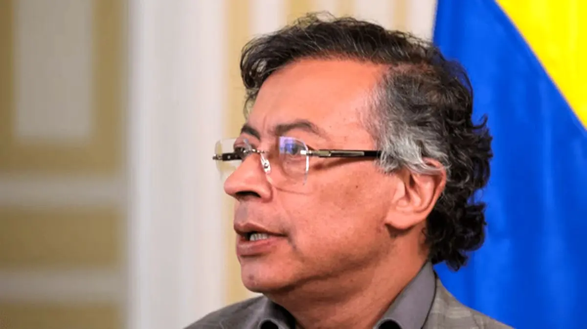 رئیس‌جمهور کلمبیا: مذاکرات ترامپ با مادورو واقعی نیست، هدف منابع انرژی است