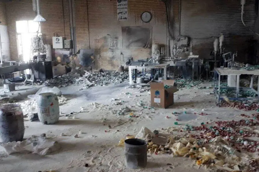 انفجار و آتش‌سوزی کارخانه رنگ‌سازی در آذرشهر