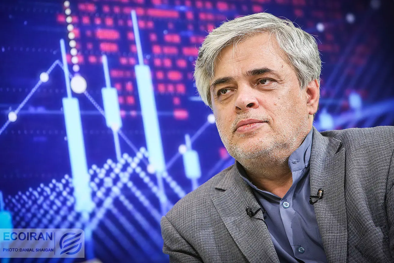 مهاجری: استفاده مخالفان آزادی اینترنت از فیلترشکن رفتاری منافقانه است/ سپردن رفع فیلتر به شورای عالی فضای مجازی بی‌اثر کردن اختیار رئیس‌جمهور است