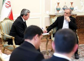 پزشکیان: ایران آماده همکاری در انتقال و قرارداد سوآپ گاز ترکمنستان به منطقه است
