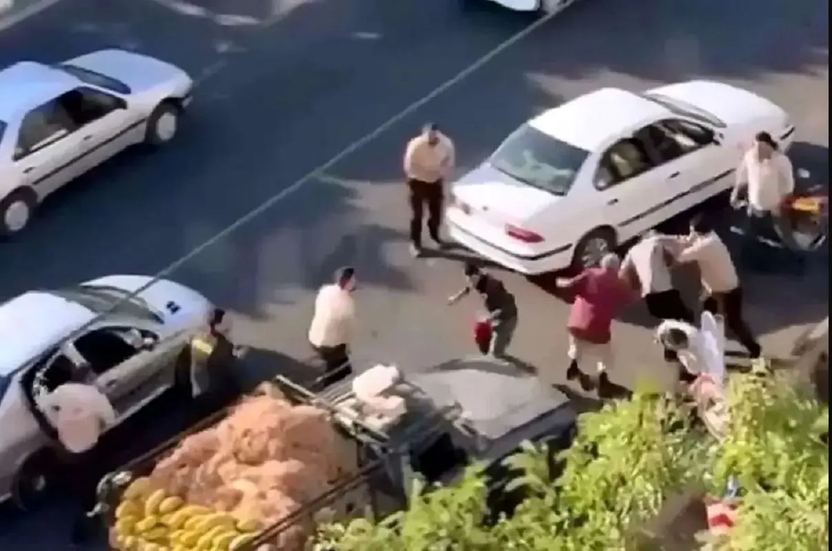 عزل چند مدیر و عذرخواهی شهردار قزوین در پی زدوخورد  با دستفروشان