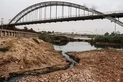  فرونشست‌ و جنگ آبی بین استان‌ها تازه شروع ماجرا است/  هیچ رودخانه‌ی زنده و طبیعی در ایران نداریم