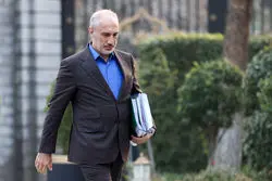 رئیس سازمان برنامه و بودجه خبر داد: اختصاص 2 میلیارد دلار برای واردات خودرو/ تعرفه واردات 100 درصد است