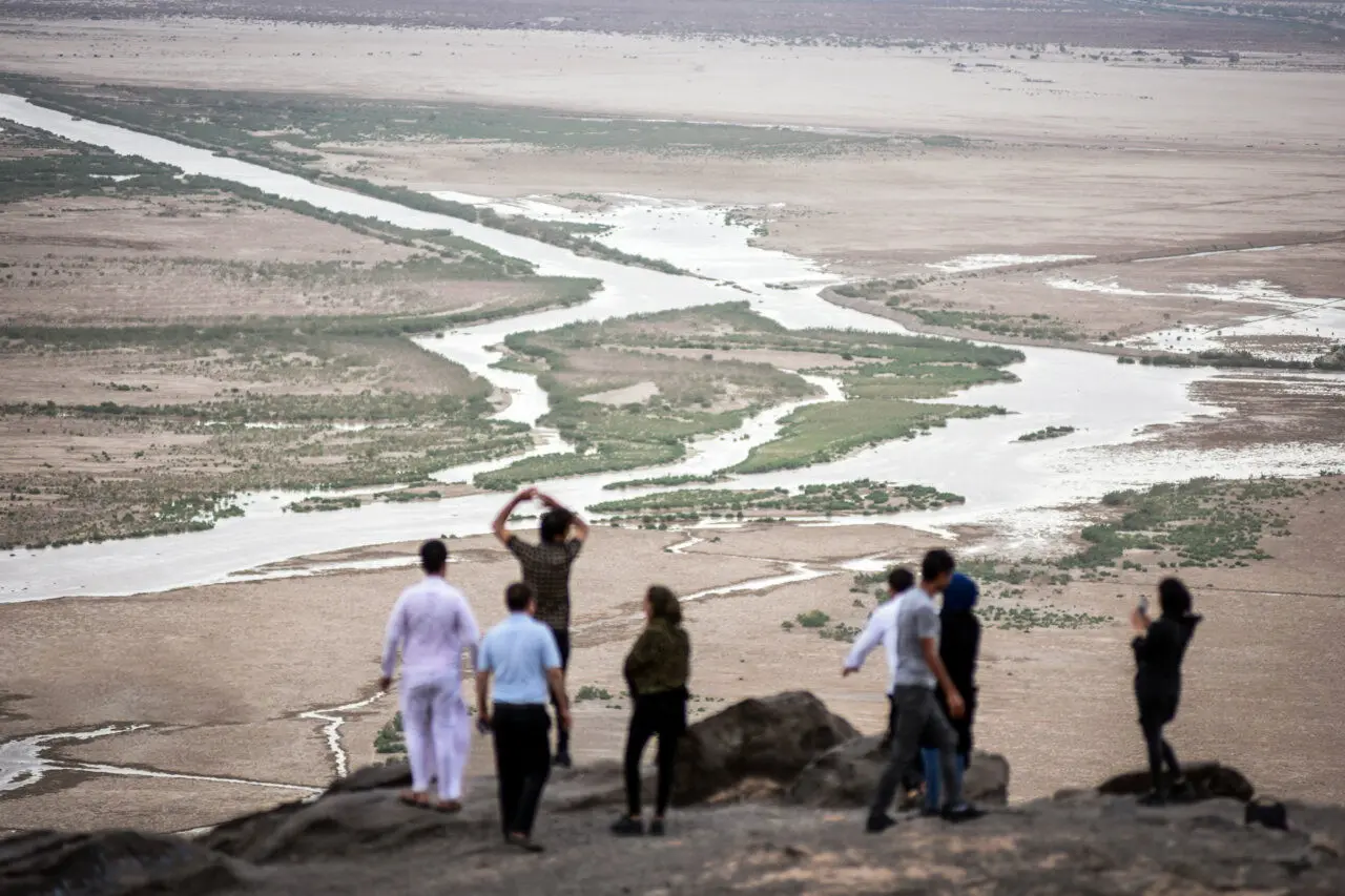ایران و افغانستان پای میز حقابه هامون