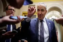 دموکرات‌های سنا پشت رئیس‌جمهور را خالی کردند؛ درخواست برای کناره‌گیری بایدن از انتخابات