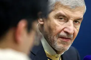 حمله تند حقیقت‌پور به افراطی‌ها: بروید گندکاری‌های قبلی را جمع کنید!/ تشنه جنگ هستید اما شهید نمی‌شوید!