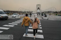 عارف: انتقال پایتخت یک شبه انجام نمی‌شود