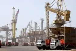 ورود نیم میلیون تُن کالای اساسی به بندر امام