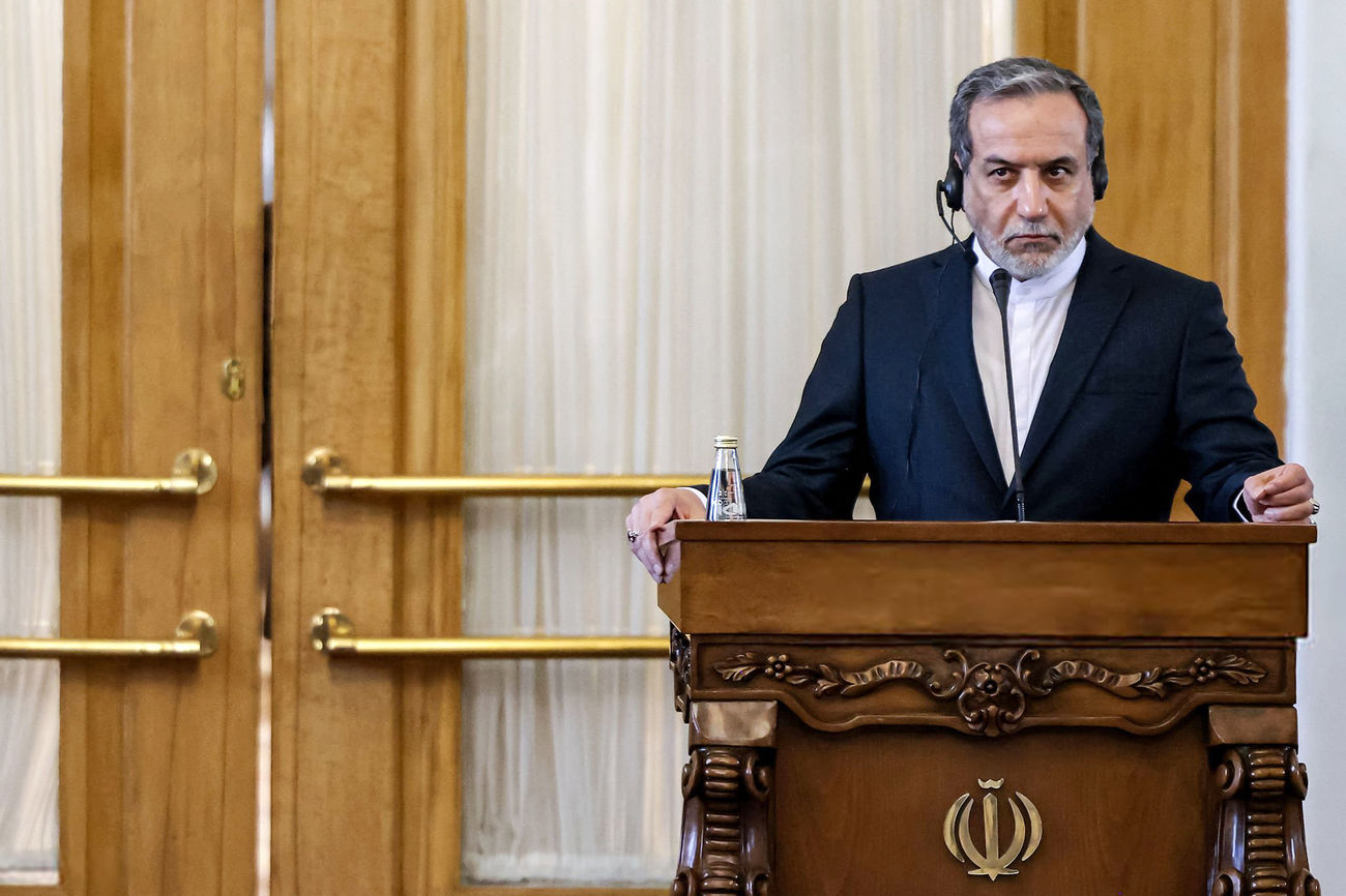 دیدار عراقچی با همتایان ترک و عمانی خود در ریاض 