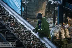 برای نظافت تهران هنوز از جاروی دستی استفاده می کنند؛مدیریت نظافت شهر براساس آزمون و خطا 