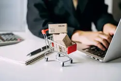 انفجار تجارت آنلاین در ایران؛ رکوردشکنی ۵۵۰۰ همتی و خیز به‌سوی اقتصاد دیجیتال