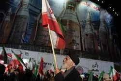 هیچ فیلمی نگرفتیم چون فکر نمی‌کردیم برگردیم/ تک‌فرزند بودم اما مصمم‌تر بر انجام عملیات / کل فرماندهان خلبان عزادار بچه های میناب بودند+ ویدیو