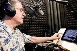 معرفی شغل گویندگی مجازی + درآمد و مزایا