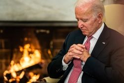 حمله شدید بایدن به ترامپ: می‌دانستم که قرار است کشور را تخریب و نابود کنی/ یک ملت را شرمنده کرده‌ای!