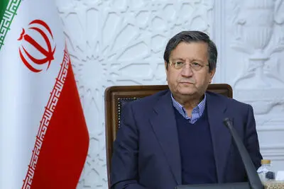 عبدالناصر همتی: آمادگی صدور ضمانت‌نامه برای صادرکنندگان را داریم