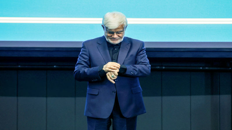 عارف تاکید کرد: جلسات منظم سران قوا برای بهبود تعاملات