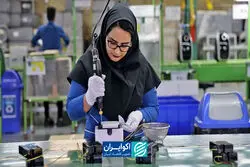 بررسی وضعیت بازار کار ایران/ هزینه کم تعدیل زنان برای بنگاه‌ها