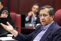 وزیر اقتصاد: دولت در صدد جبران کاهش قدرت خرید اقشار ضعیف است