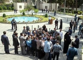 در حاشیه دولت چه مطرح شد؟ تعطیلی پنجشنبه‌ها، ثبات قیمت انرژی و مجازات خبرنگاران