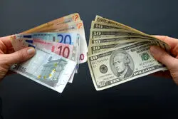 خیز یورو برای تصاحب تاج‌وتخت دلار؛ ترامپ اسکناس سبز را از سکه می‌اندازد؟