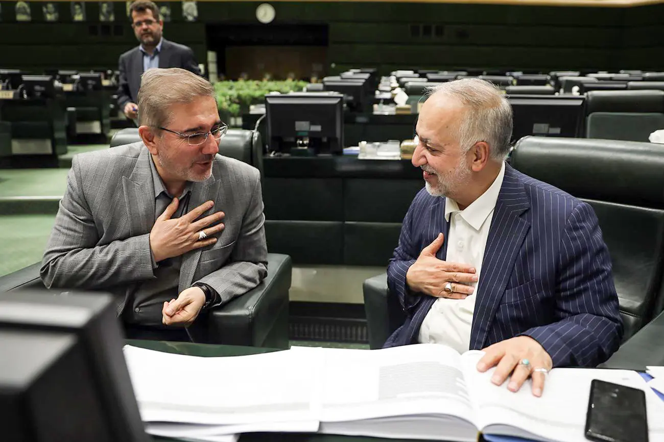 مخالفت نمایندگان با ماده ۱۴ برنامه هفتم/ مجلس می‌خواهد چه قیدی بر ارزهای نفتی دولت بزند؟