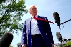 تهدید ترامپ علیه کشورهایی که نفت ایران را خریداری می‌کنند