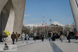 ببینید/ دماوند در آغوش برف 