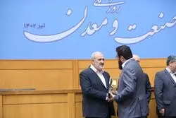 هافمن، عنوان واحد برتر پلیمری در سطح ملی را کسب کرد