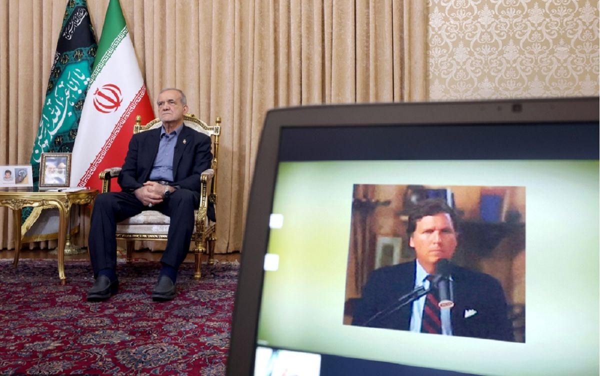 گفتوگوی پزشکیان با تاکر کارلسون: دیپلماسی ایران در دل آتشبس شکننده