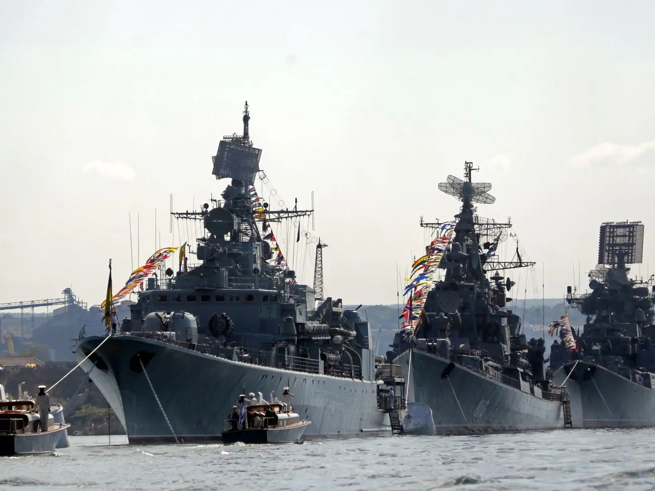 اتهام‌زنی متقابل روسیه و بریتانیا بر سر اوکراین؛ مقدمه‌سازی برای آغاز جنگ‌جهانی سوم؟