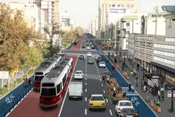 عبور از شهروندان در کف خیابان

