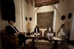 ماجرای عکس رئیس بانک مرکزی ایران با صرافان افغانستانی چه بود؟
