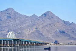 عارف: آب شرب تبریز از ارس تأمین می‌شود/ احیای دریاچه ارومیه با پساب و آب مرزی