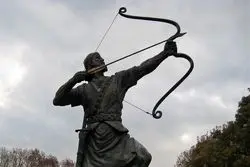 ببینید/ سازنده مجسمه آرش کمانگیر: اصلا رویم نمی‌شود بگویم چه ایرادی گرفتندنمی‌دانم چه در مغزشان می‌گذرد/ می‌گفتند مجسمه آرش تحریک‌کننده است